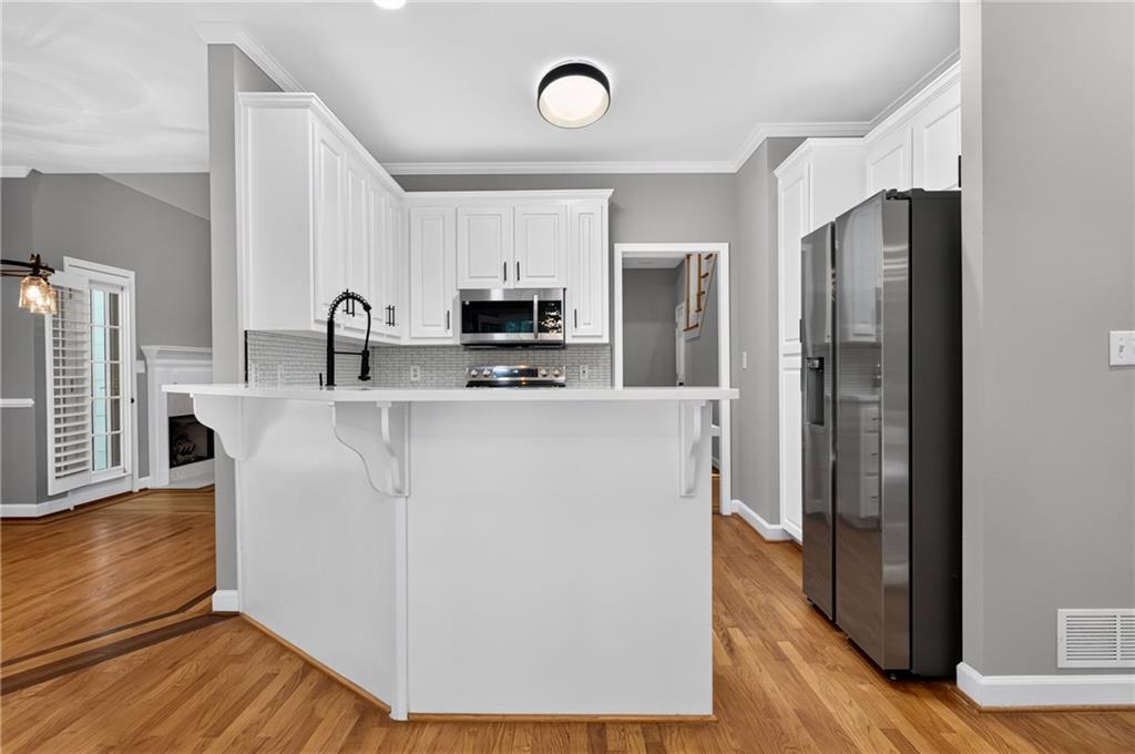 315 Thorntree Lane