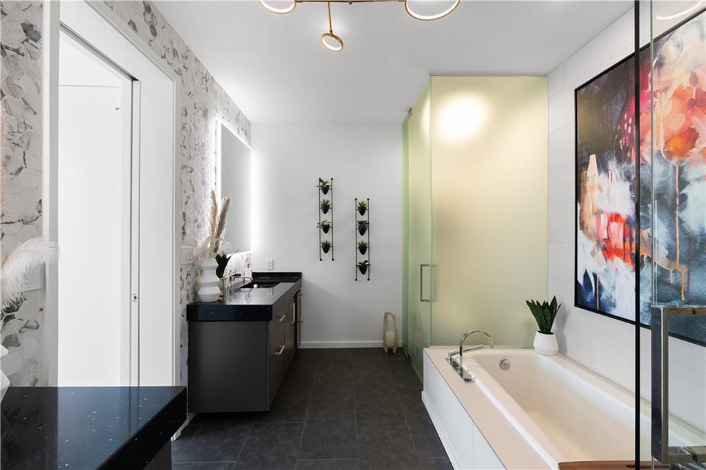 45 Ivan Allen Jr Boulevard Unit 2505