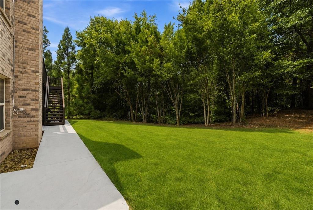3560 Allee Elm Drive