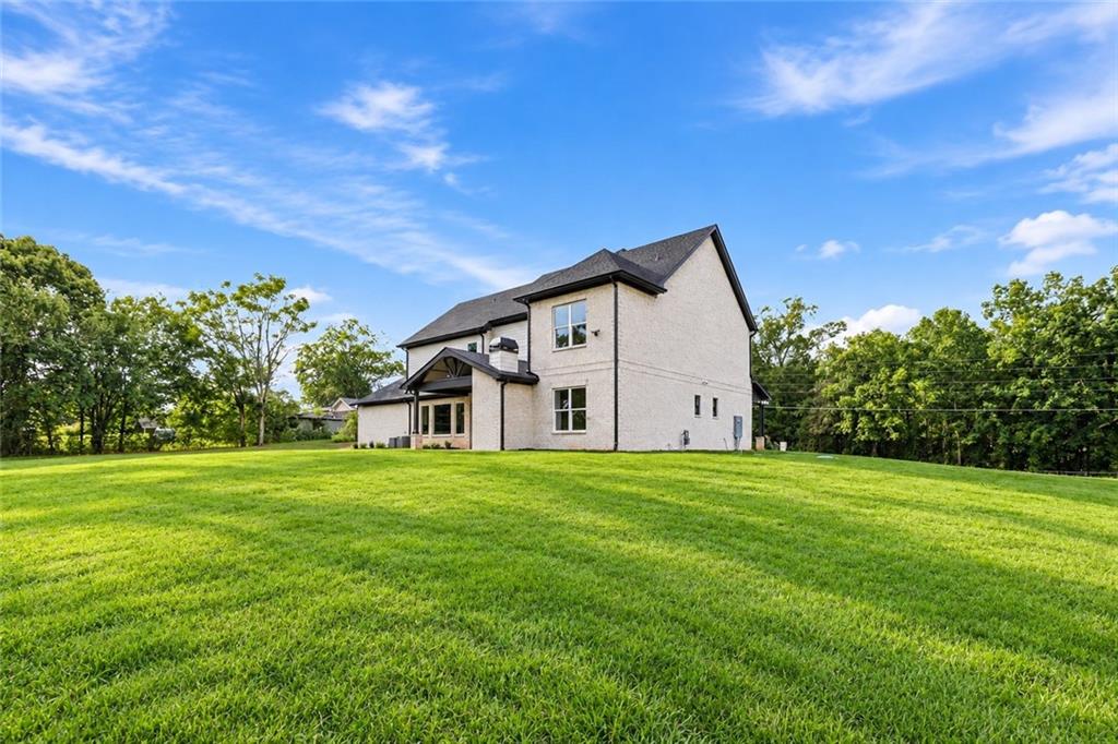931 Stewart Road