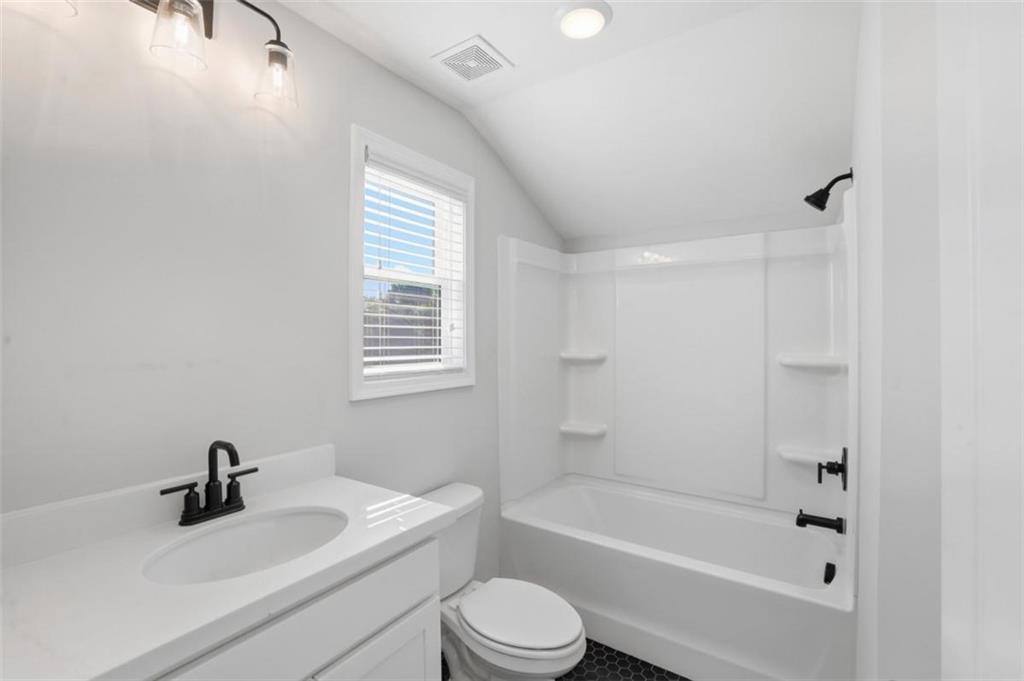 3723 Silvery Way