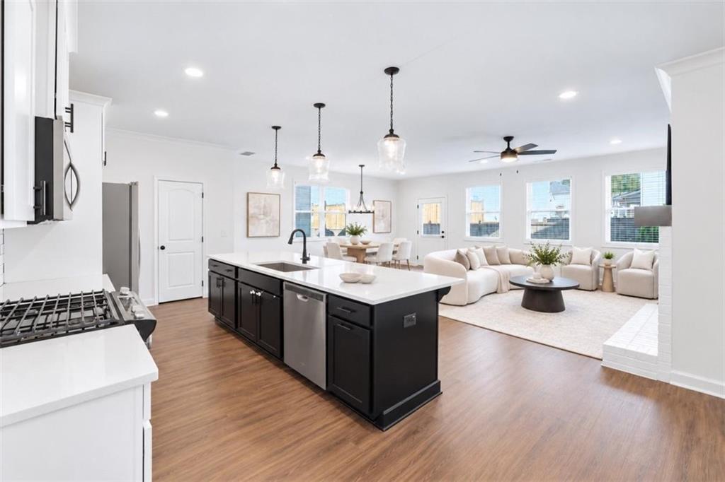 3723 Silvery Way