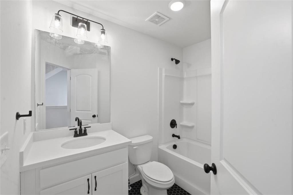 3723 Silvery Way