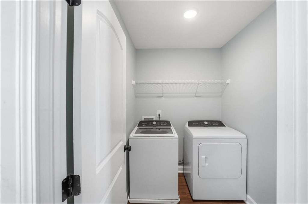 3723 Silvery Way