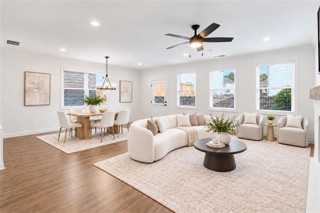 3723 Silvery Way