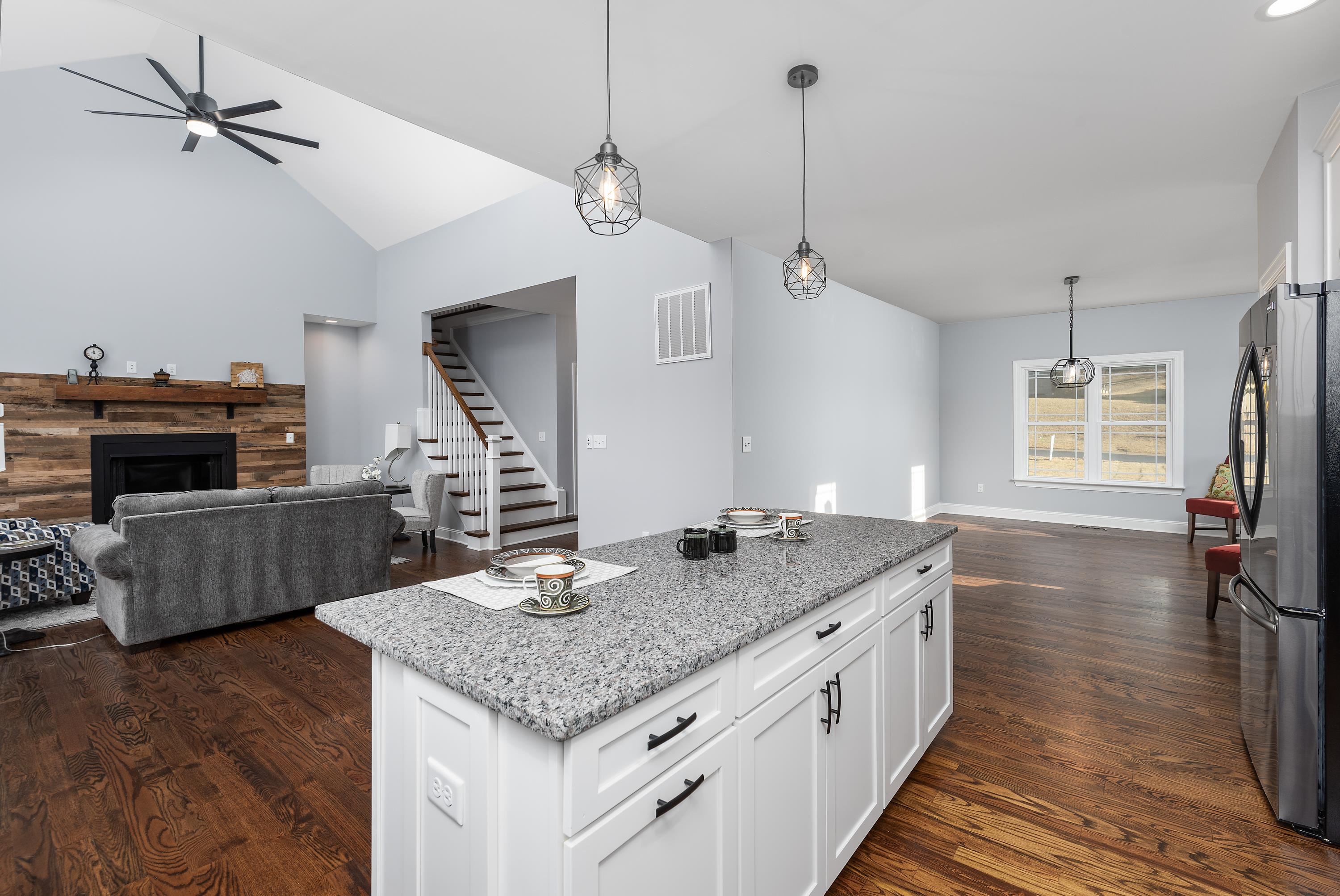 128 FAIRFIELD DR