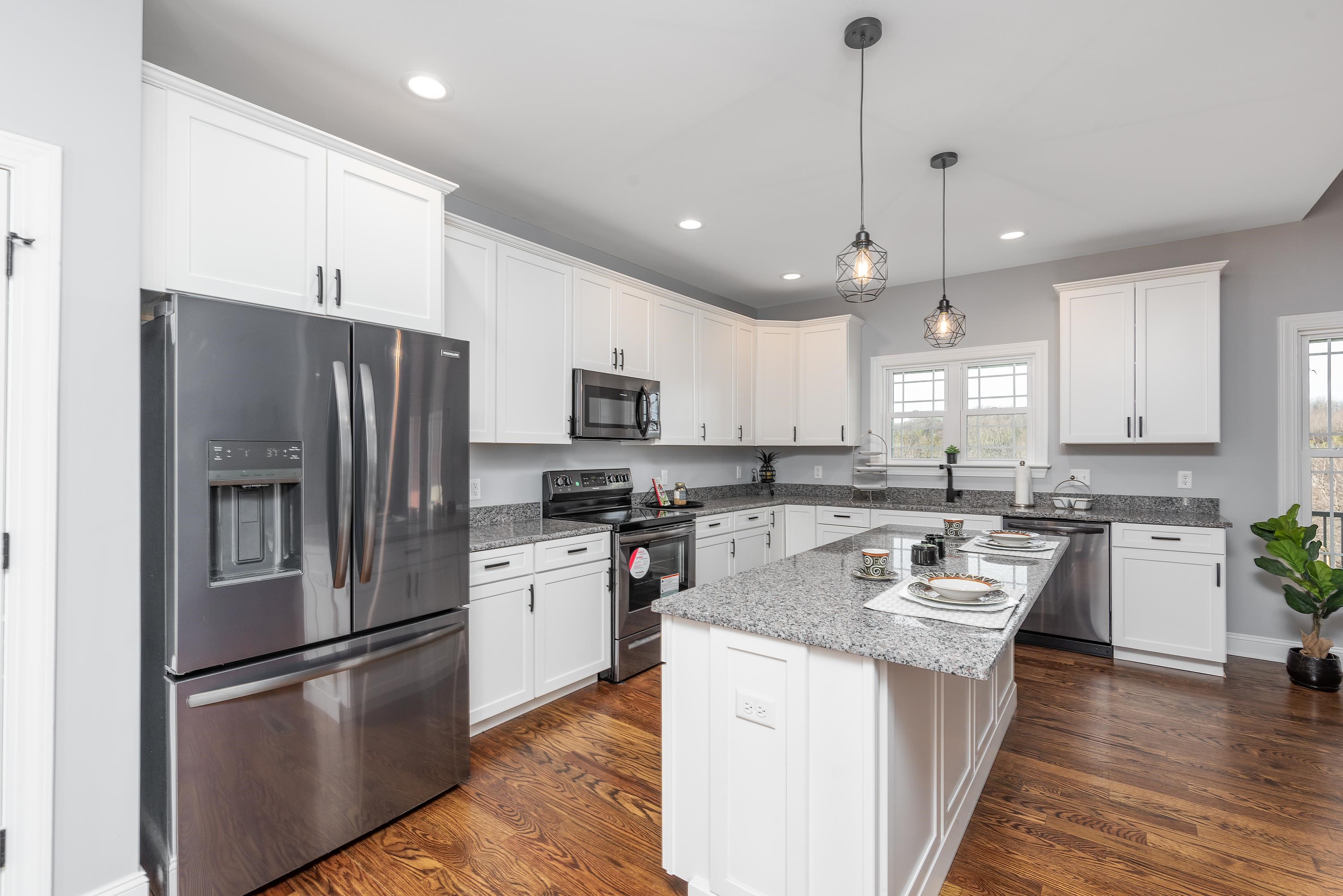 128 FAIRFIELD DR