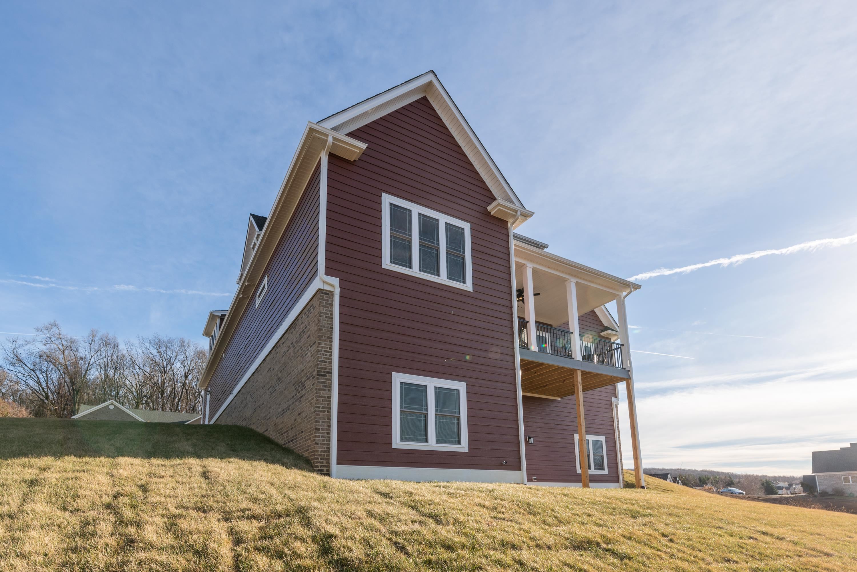 128 FAIRFIELD DR