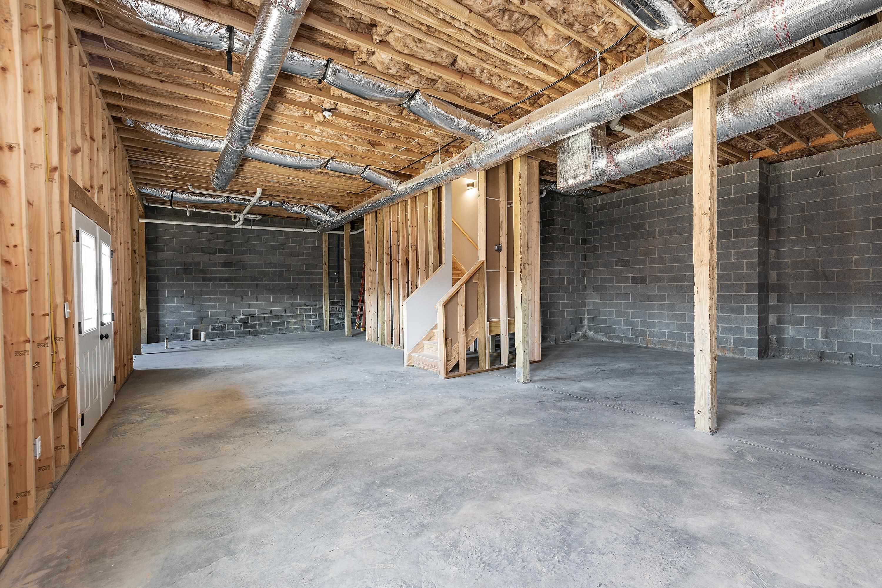 128 FAIRFIELD DR