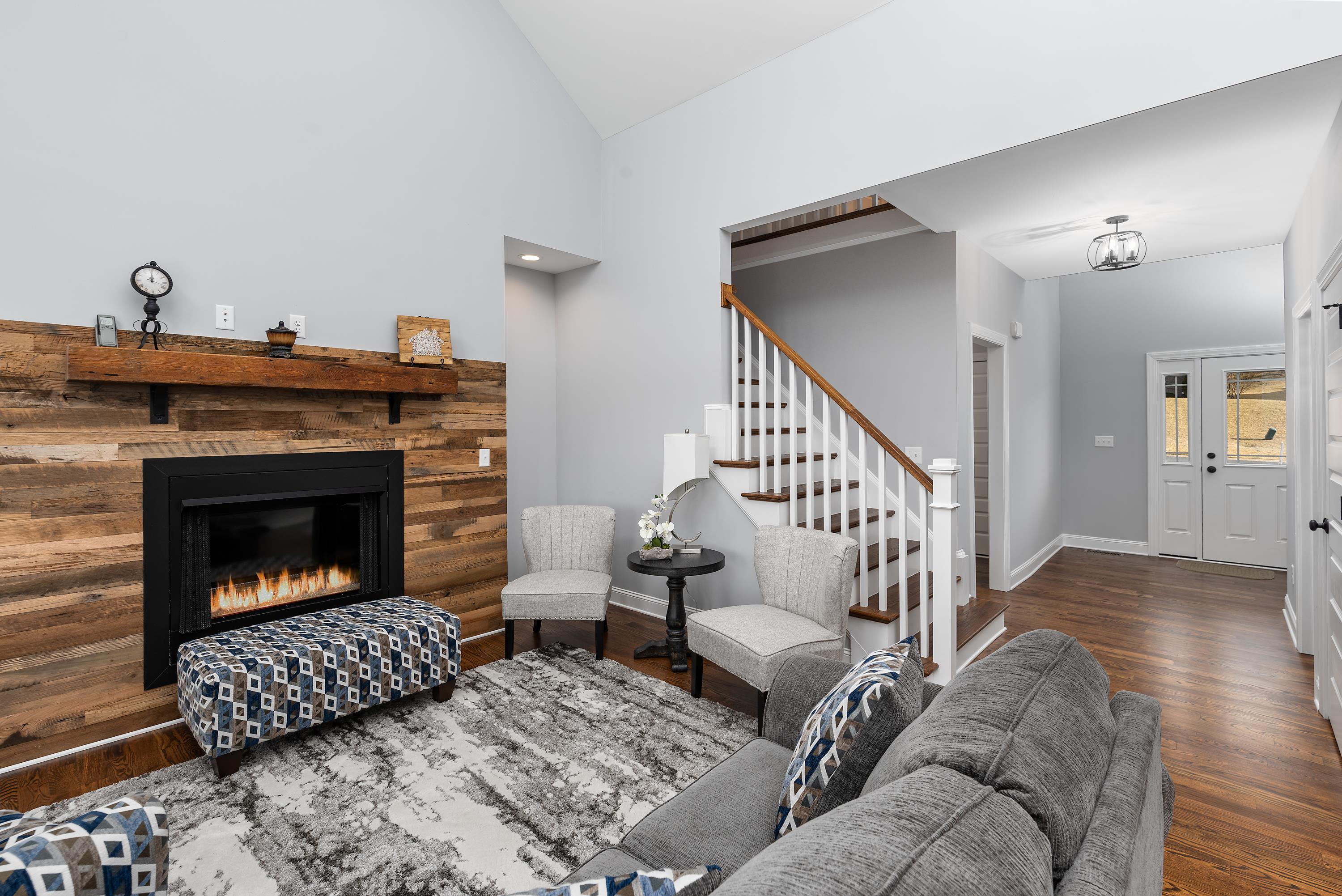128 FAIRFIELD DR