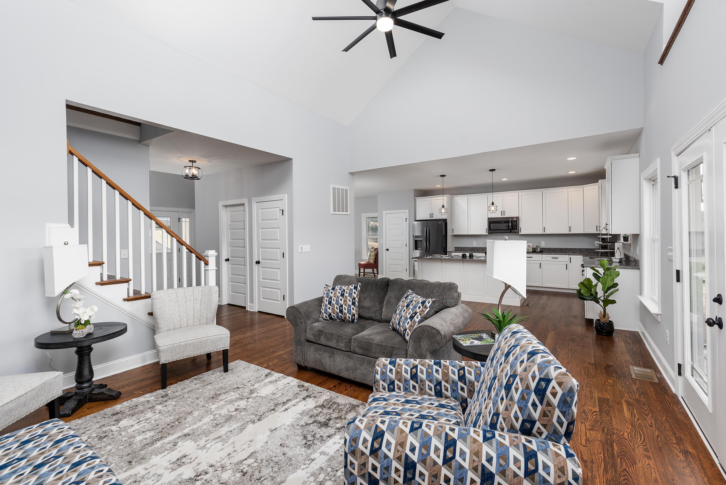 128 FAIRFIELD DR