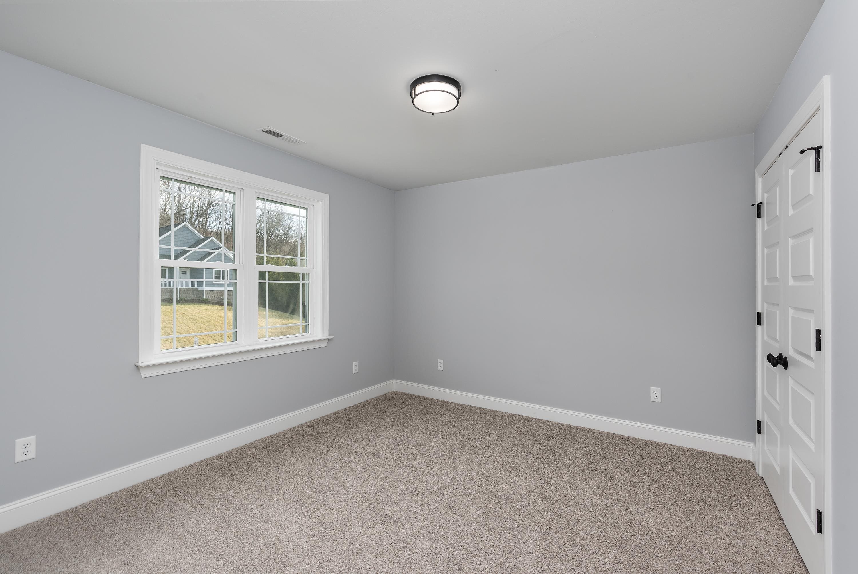 128 FAIRFIELD DR