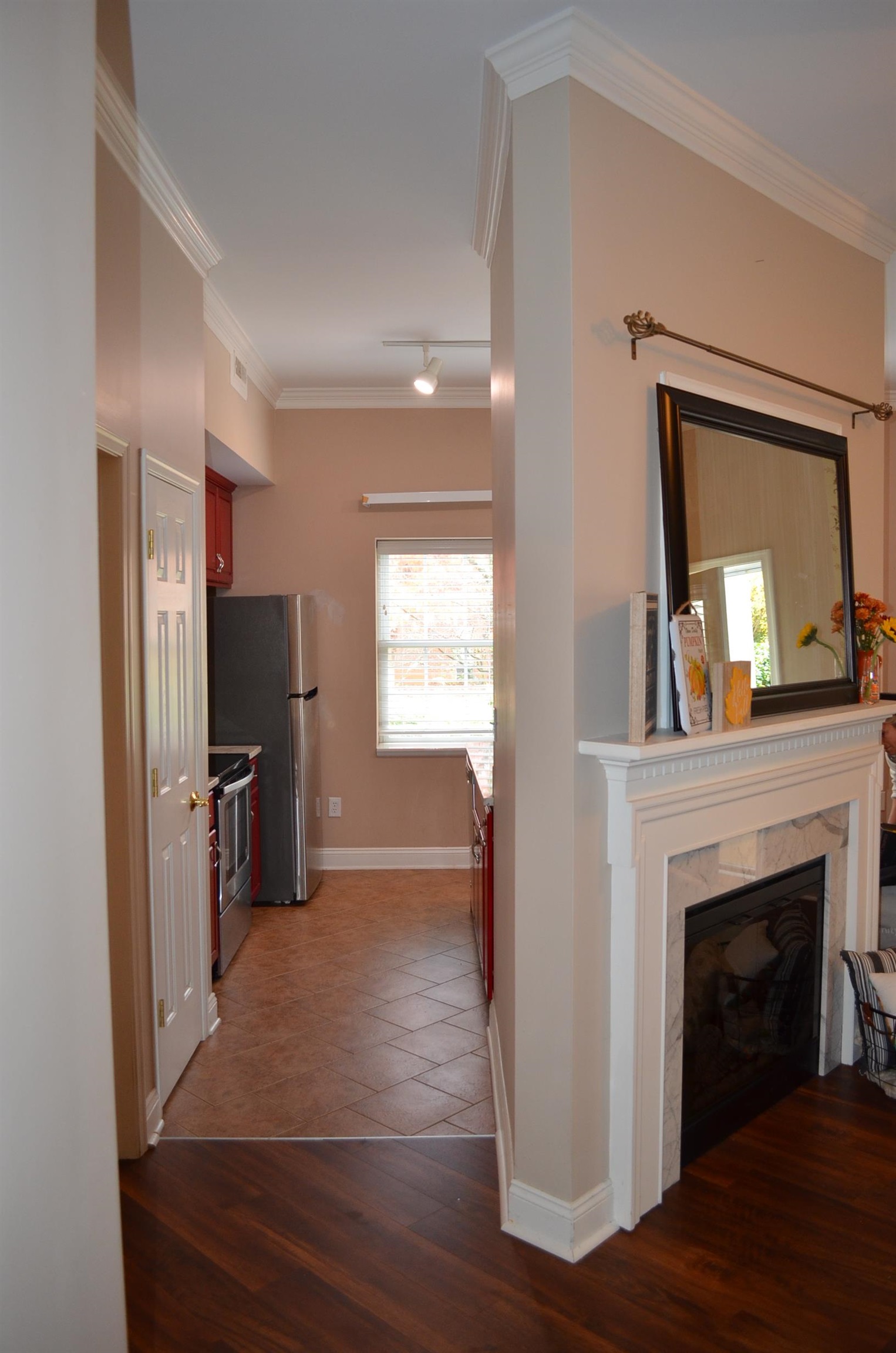 1410 N COALTER ST Unit: 101