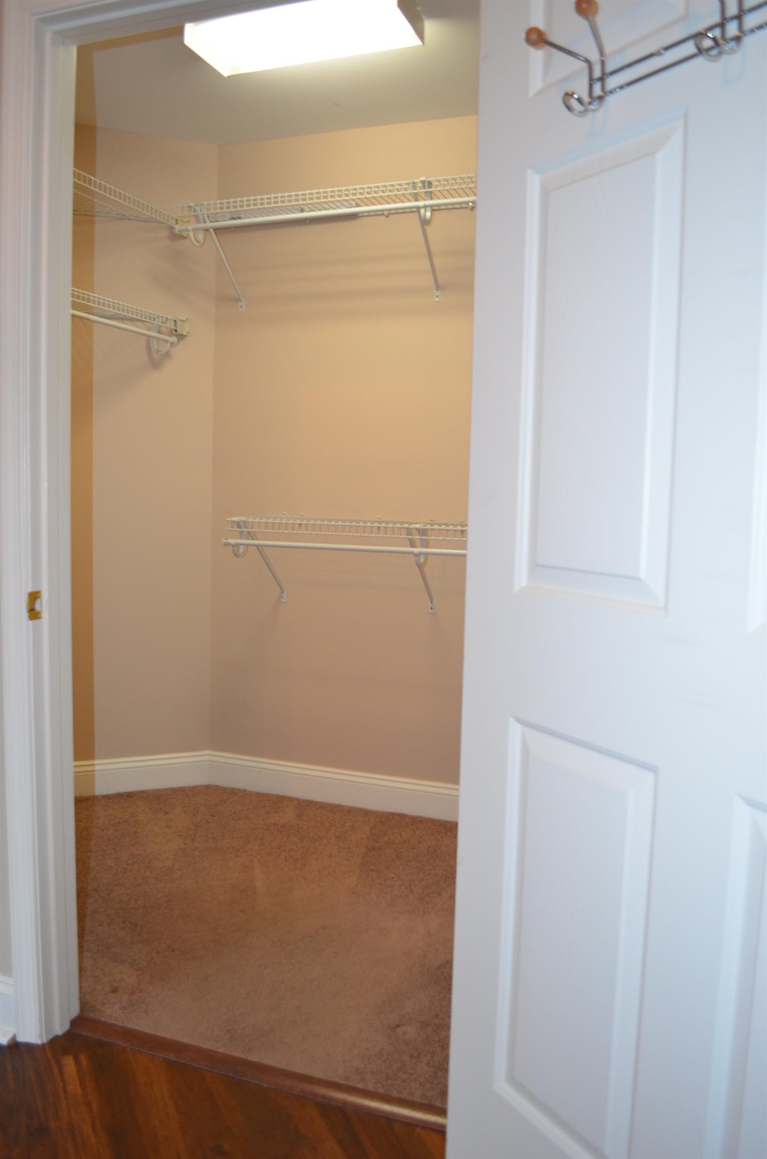 1410 N COALTER ST Unit: 101