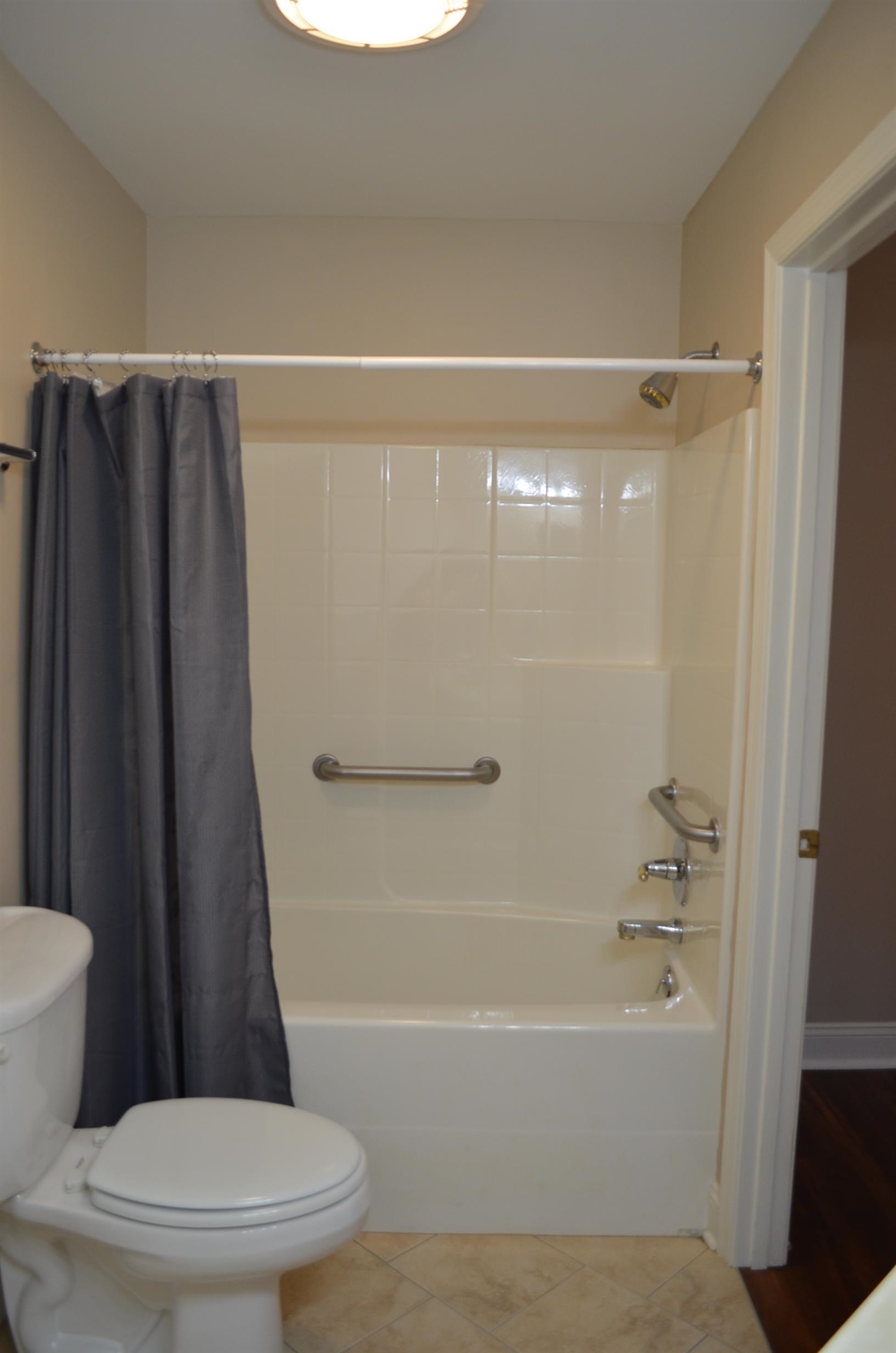 1410 N COALTER ST Unit: 101