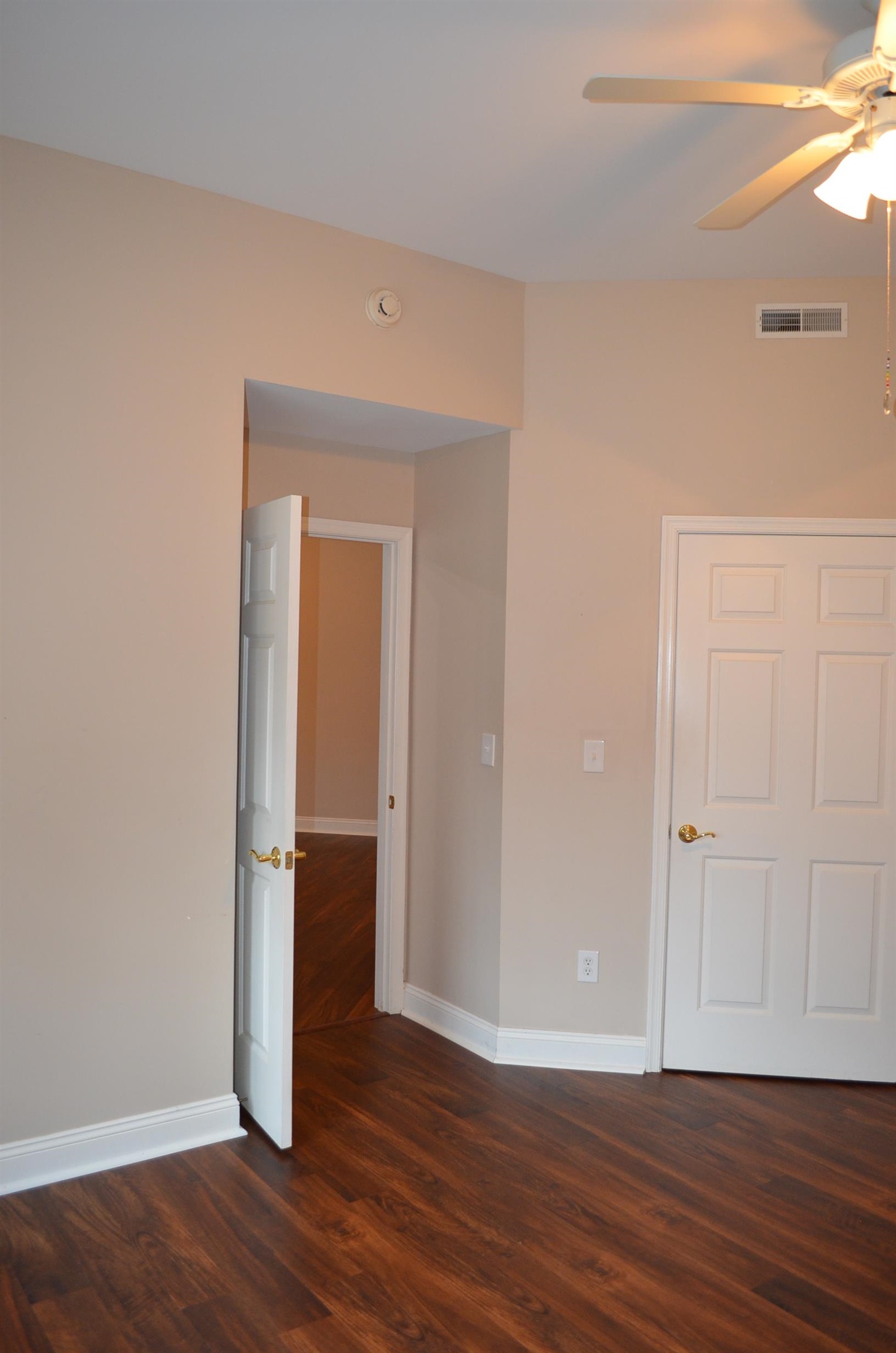 1410 N COALTER ST Unit: 101