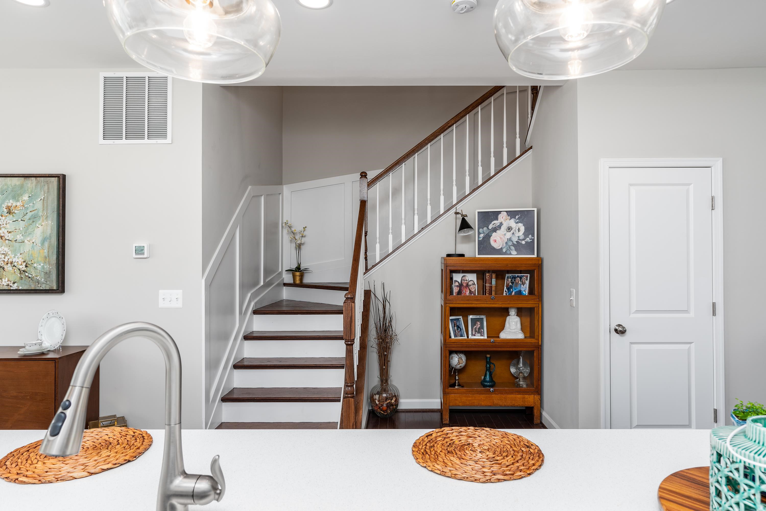 3406 CHARLESTON BLVD