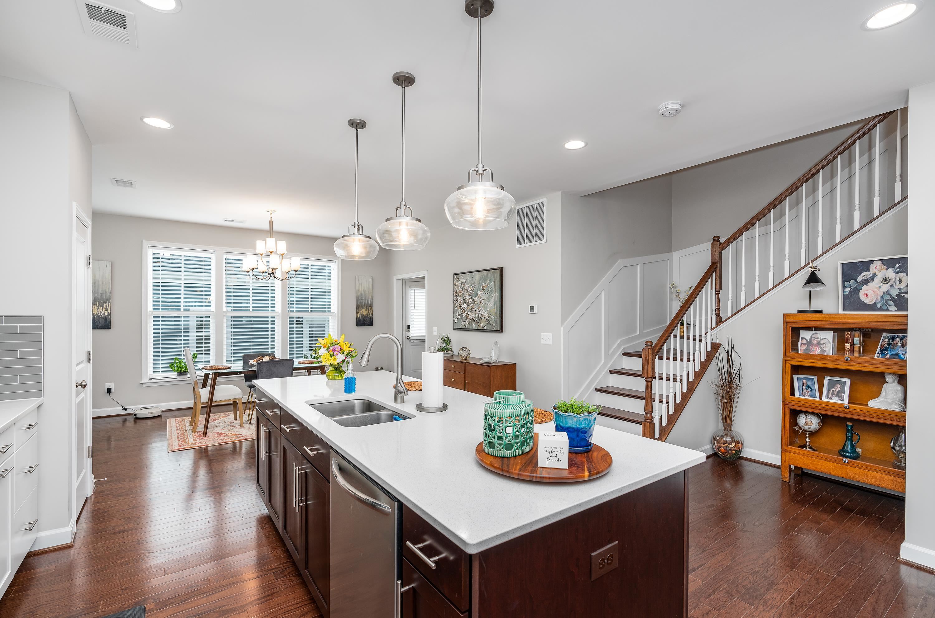 3406 CHARLESTON BLVD