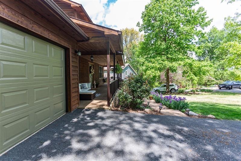 275 JESSAMINE PL