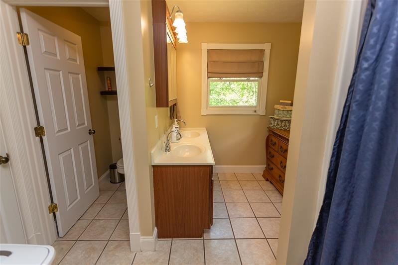 275 JESSAMINE PL