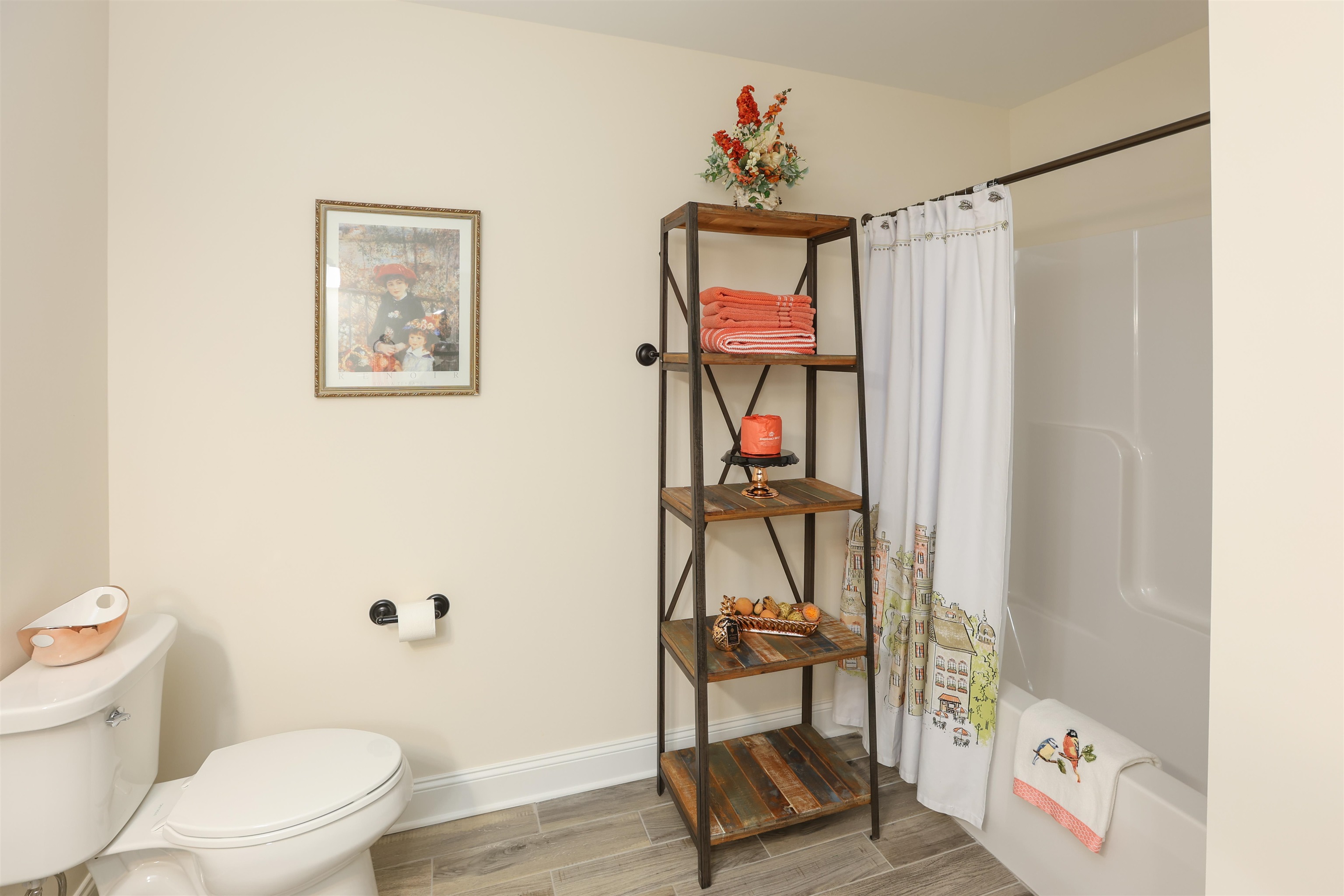 103 WHISPERING OAKS DR