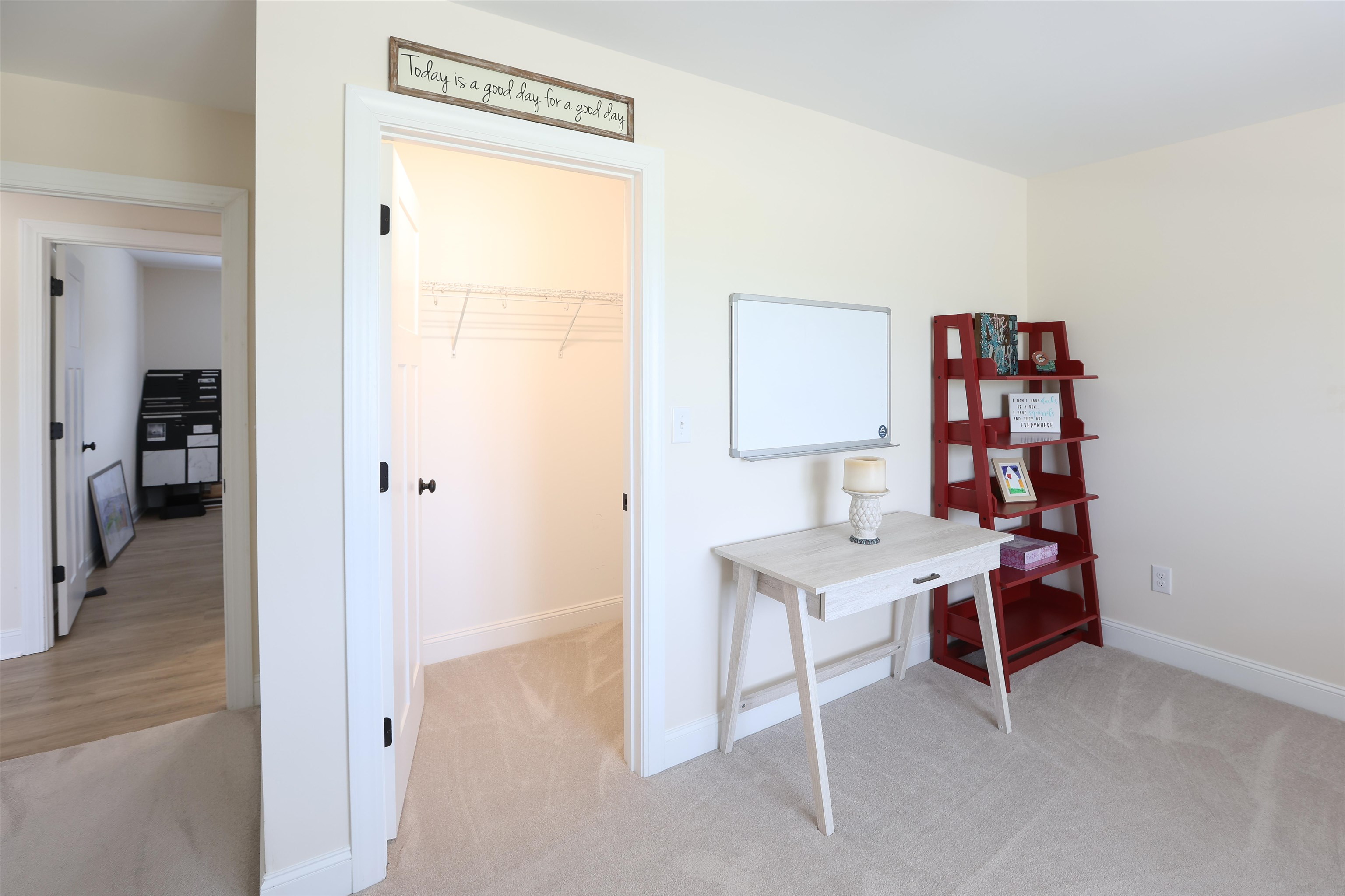 103 WHISPERING OAKS DR