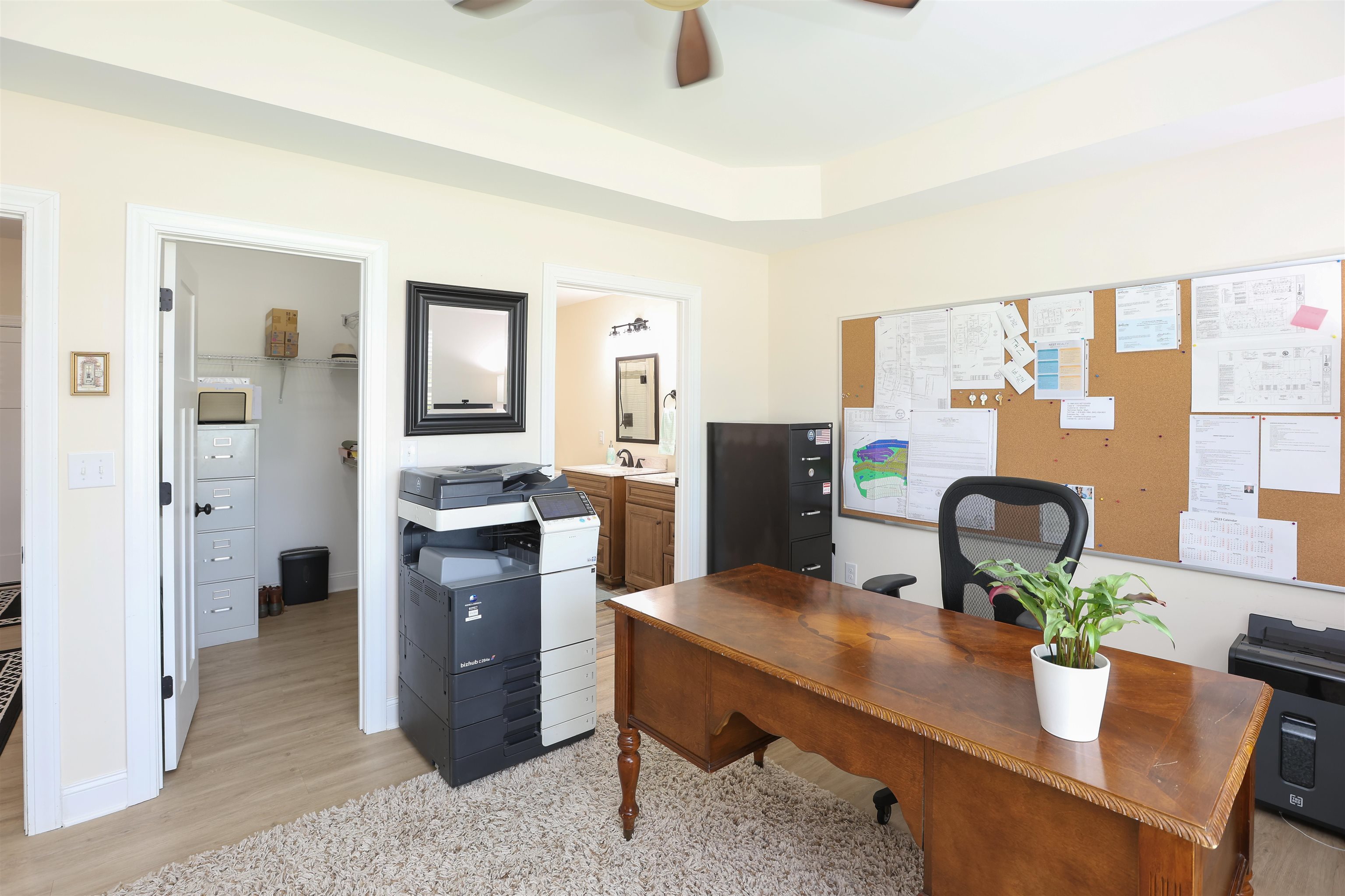 103 WHISPERING OAKS DR