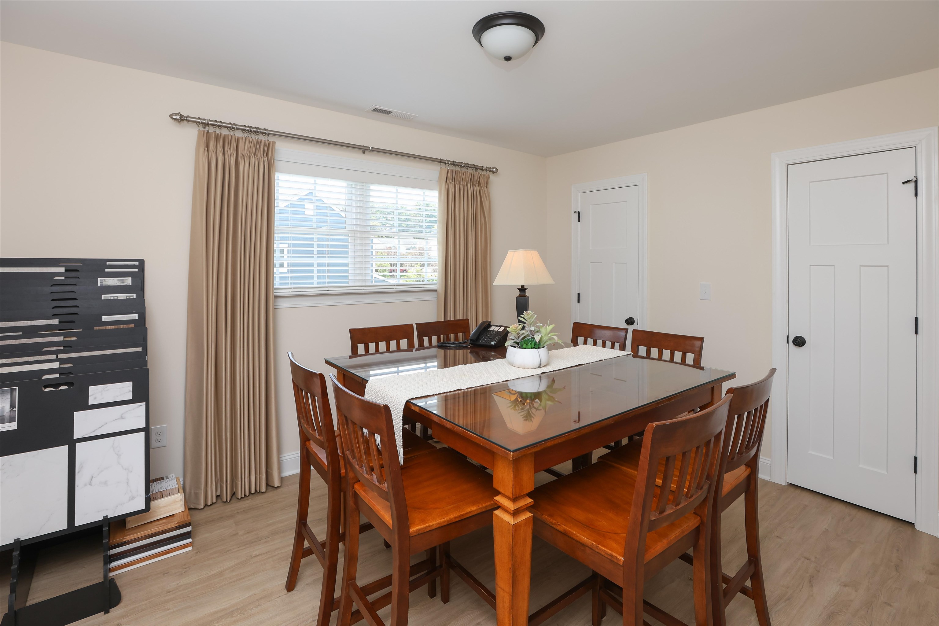 103 WHISPERING OAKS DR