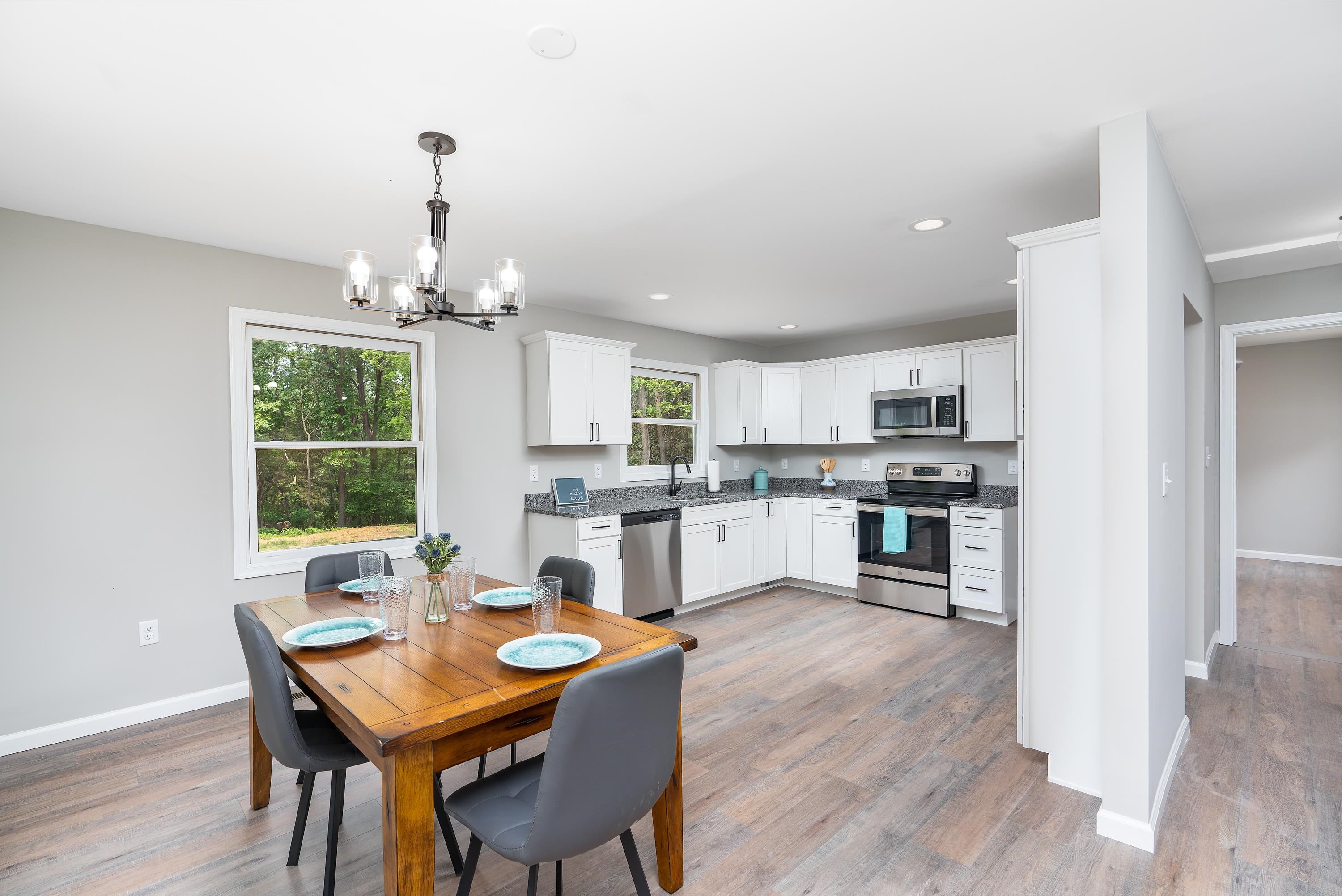 167 RAINTREE RD