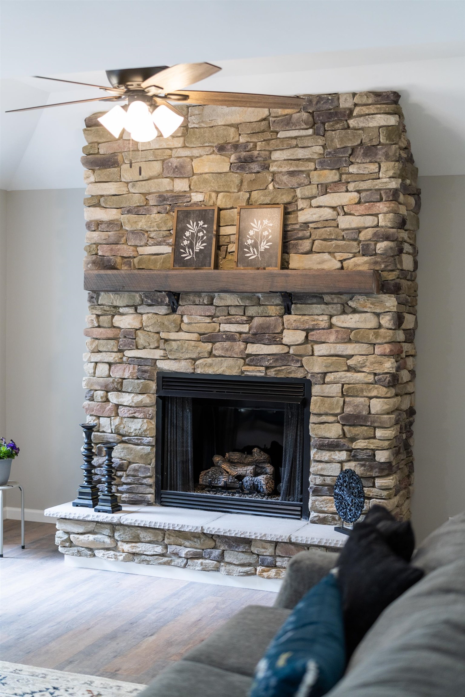 167 RAINTREE RD