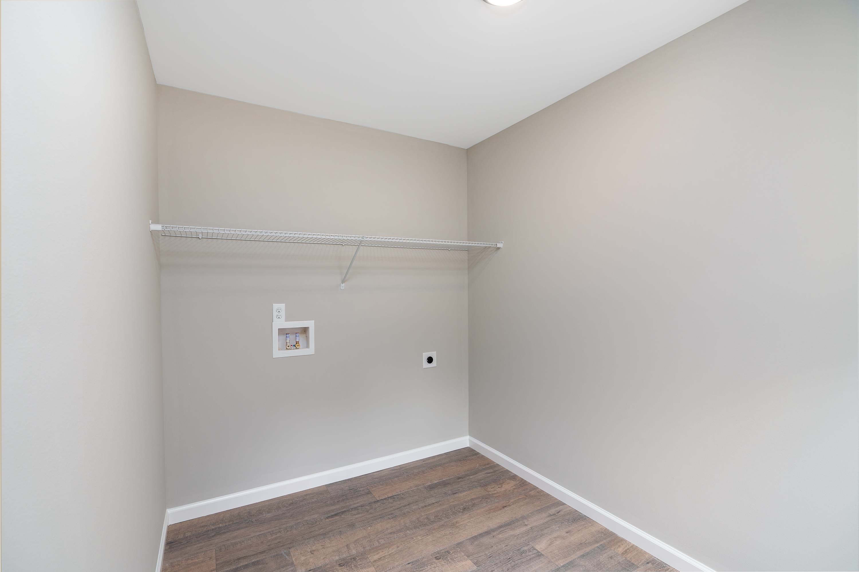 167 RAINTREE RD