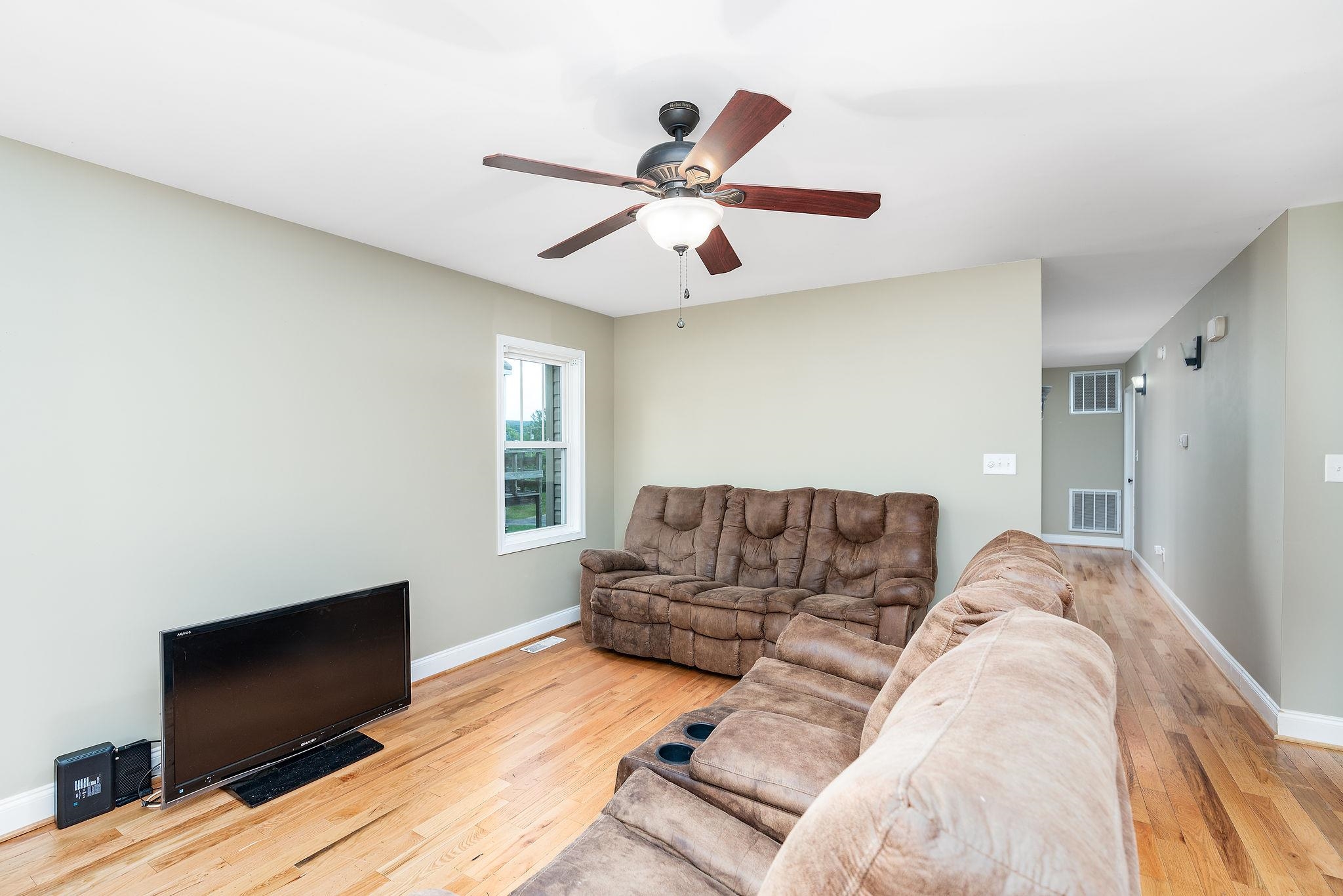 848 GRAYSON AVE