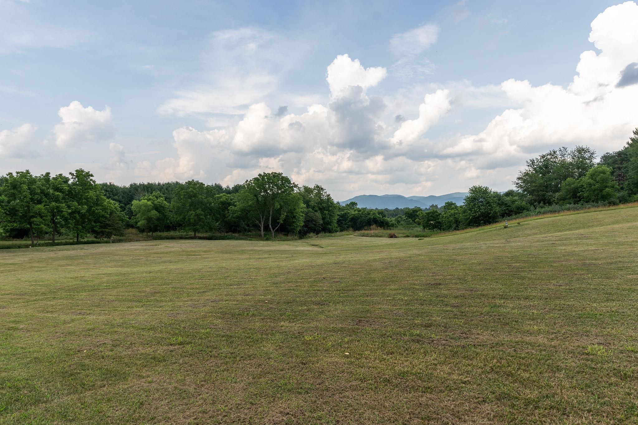 1373 ROCKFISH RD