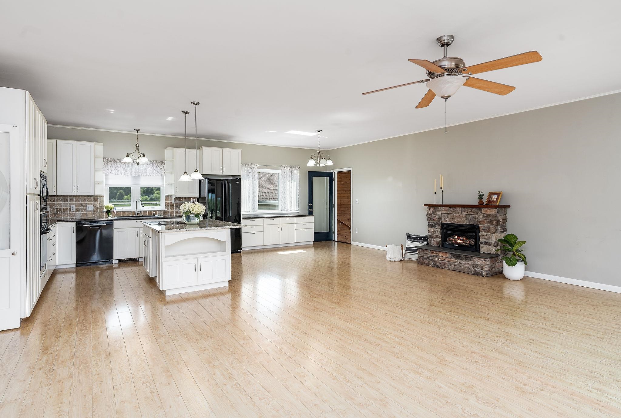 1373 ROCKFISH RD