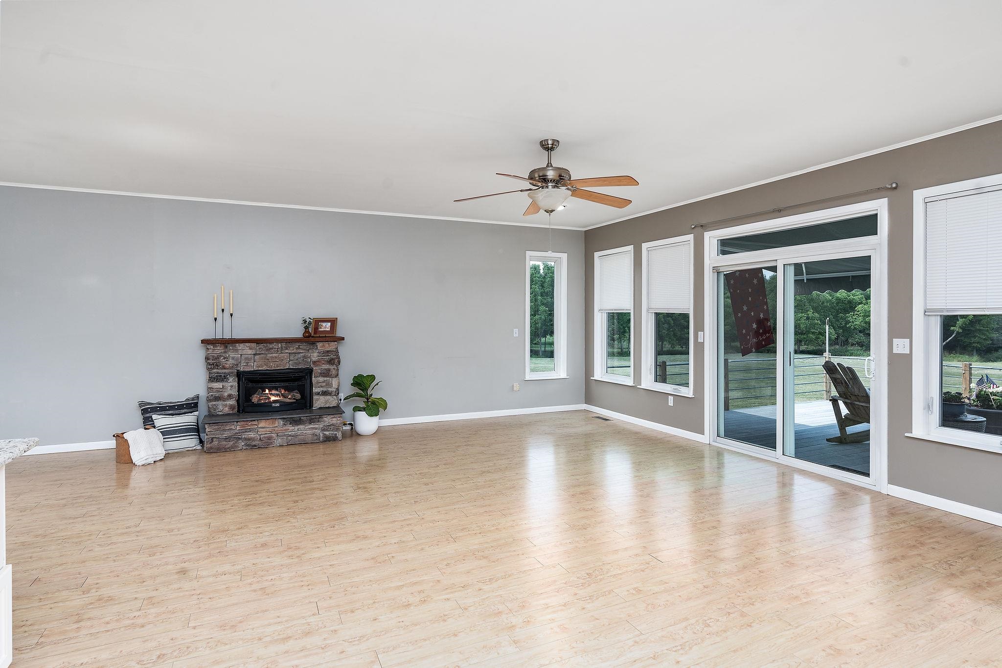 1373 ROCKFISH RD