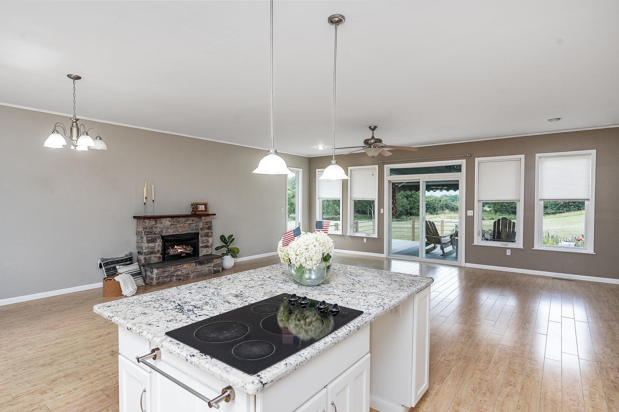1373 ROCKFISH RD