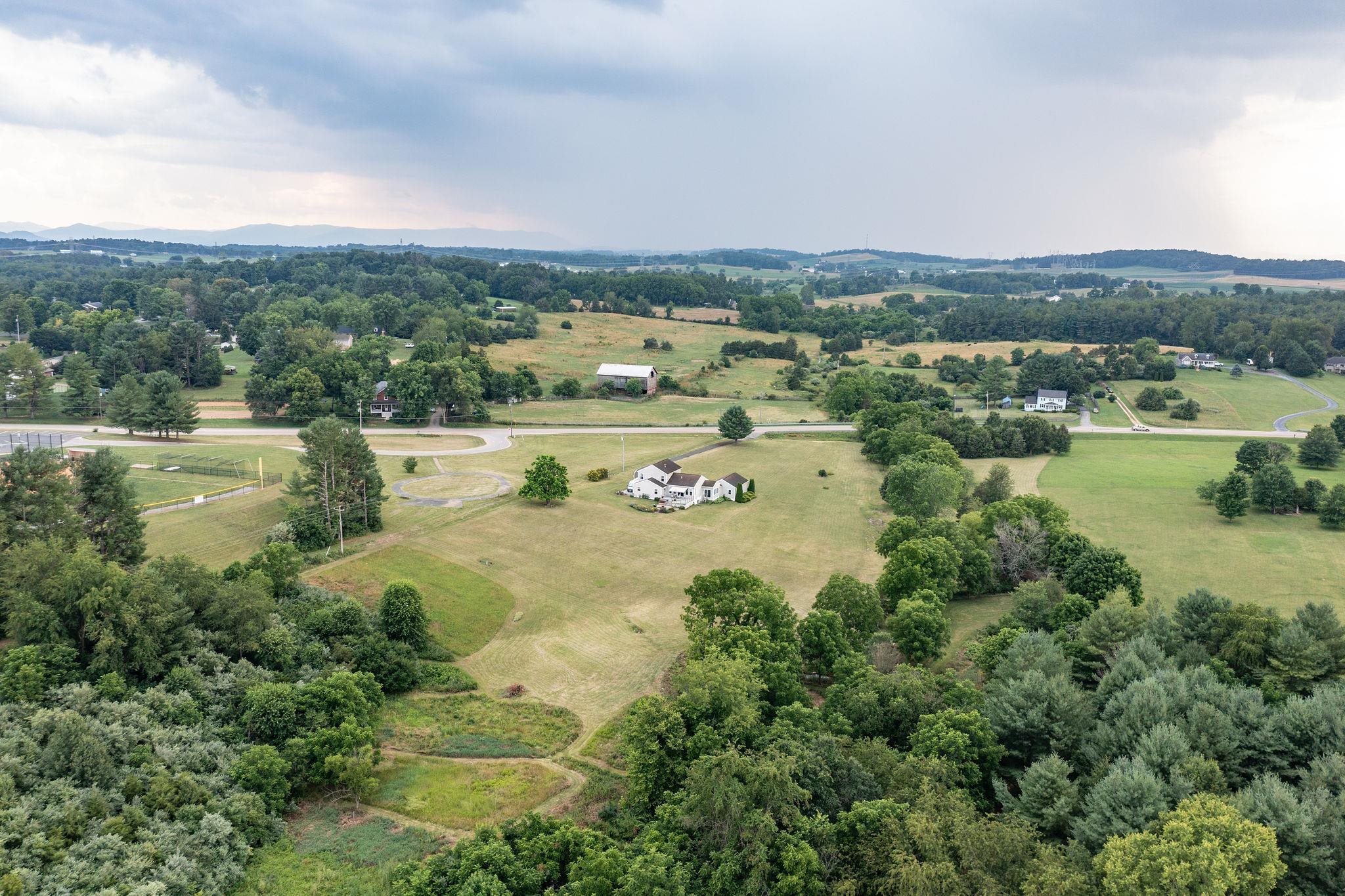 1373 ROCKFISH RD