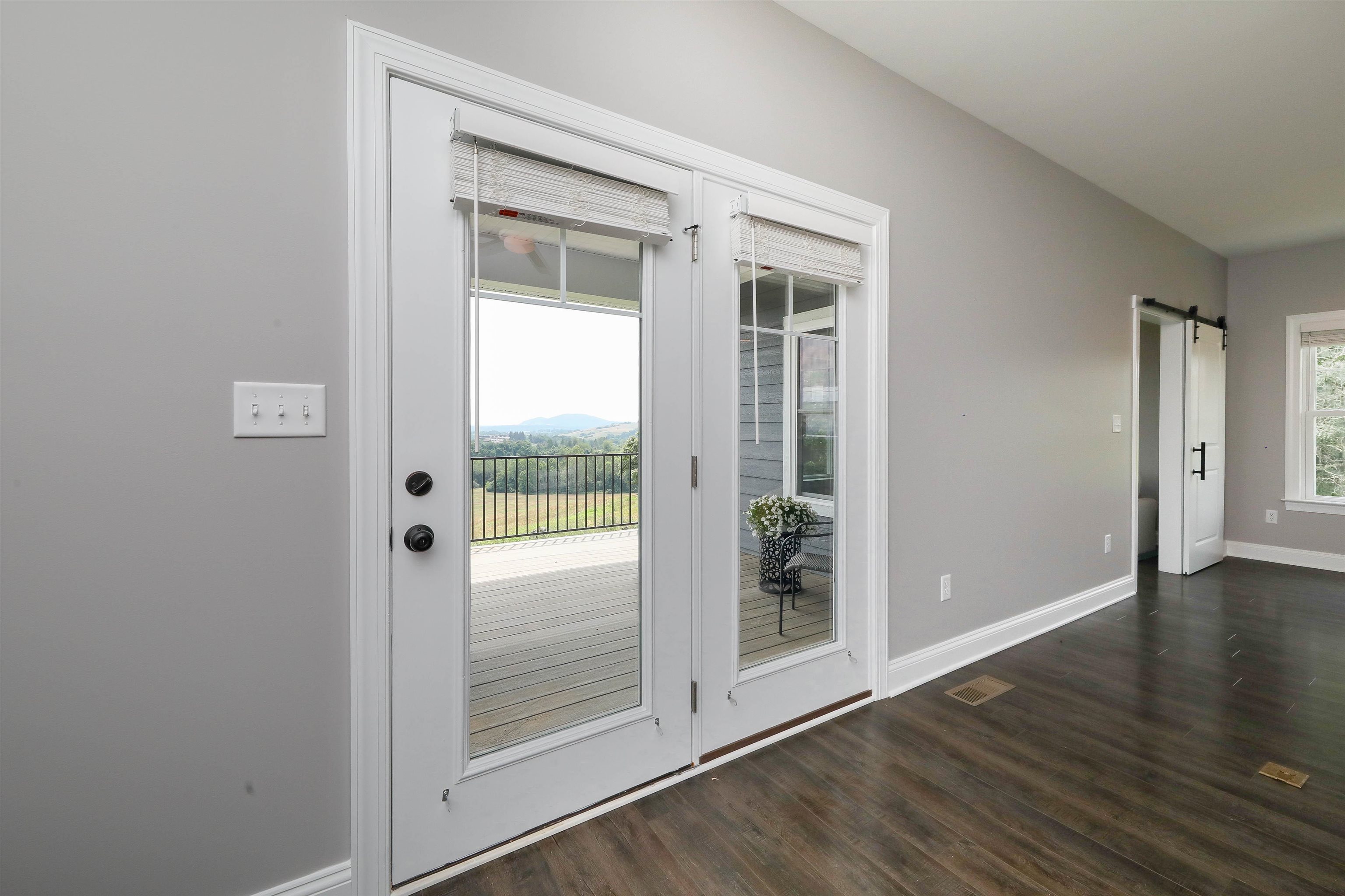 134 CHAMBERLAIN DR