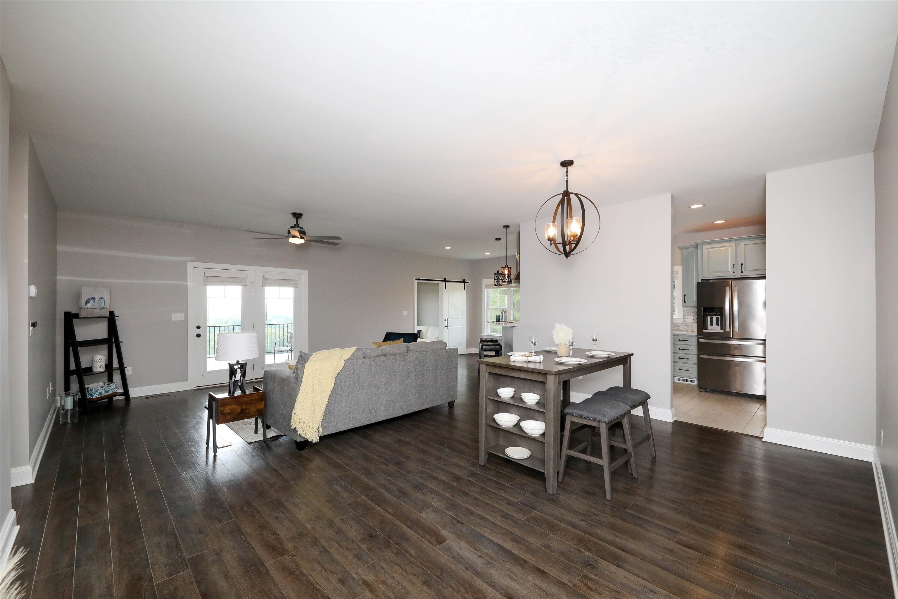 134 CHAMBERLAIN DR