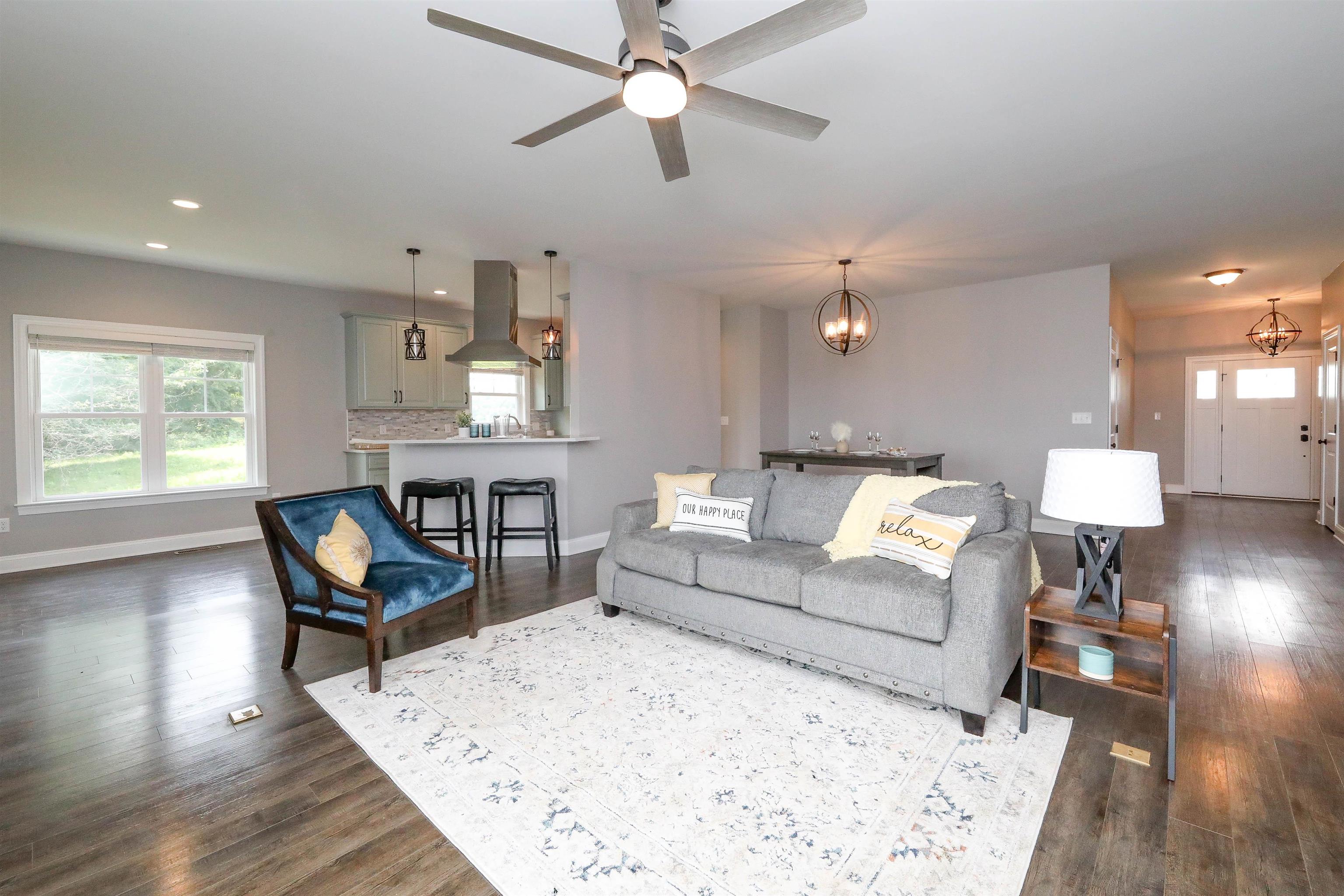 134 CHAMBERLAIN DR
