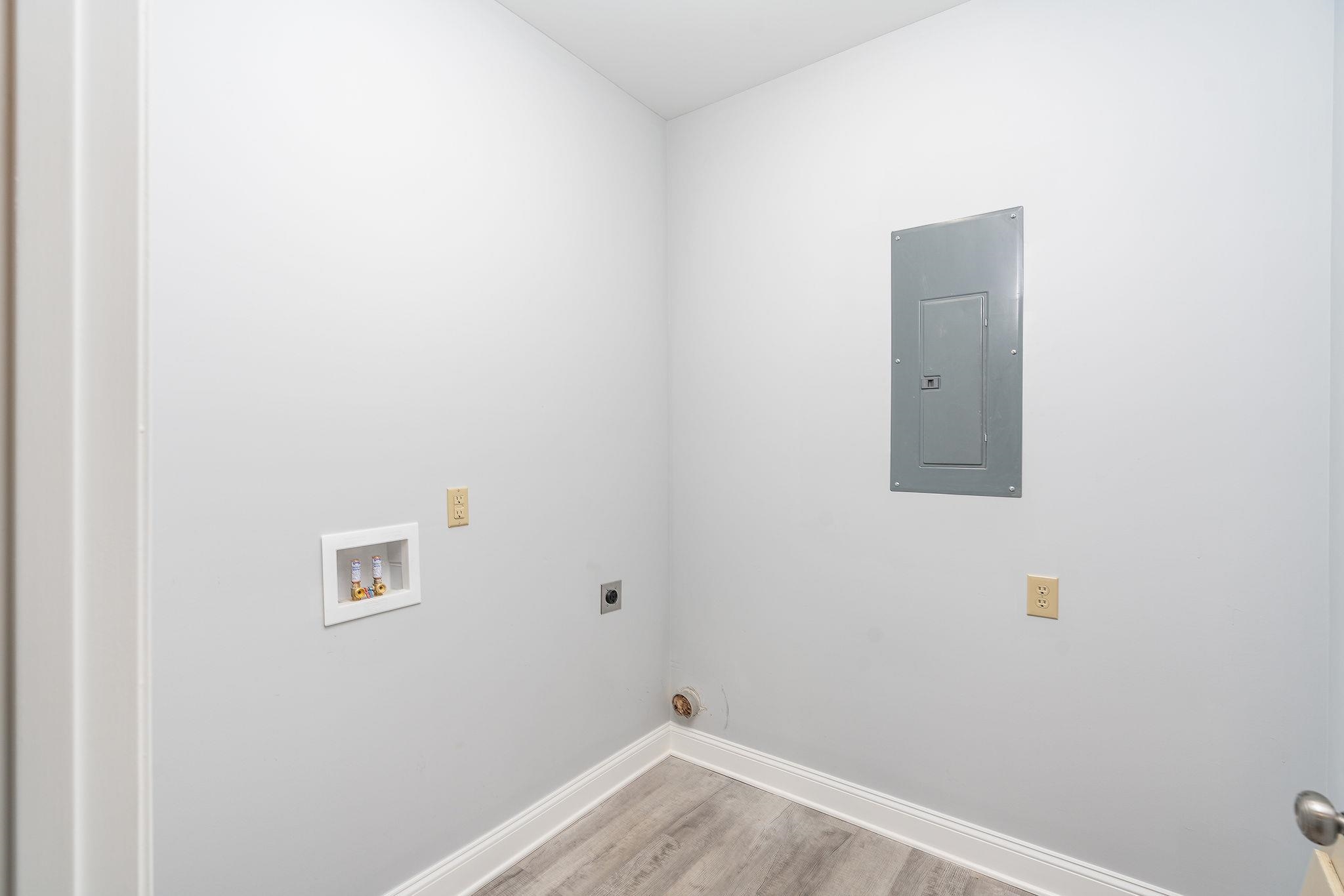 117 CHAMBERLAIN DR