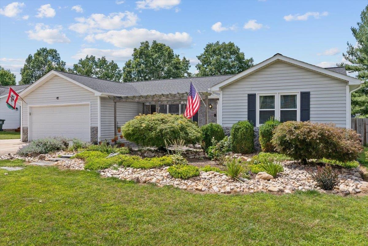 249 FLINT MOUNTAIN DR