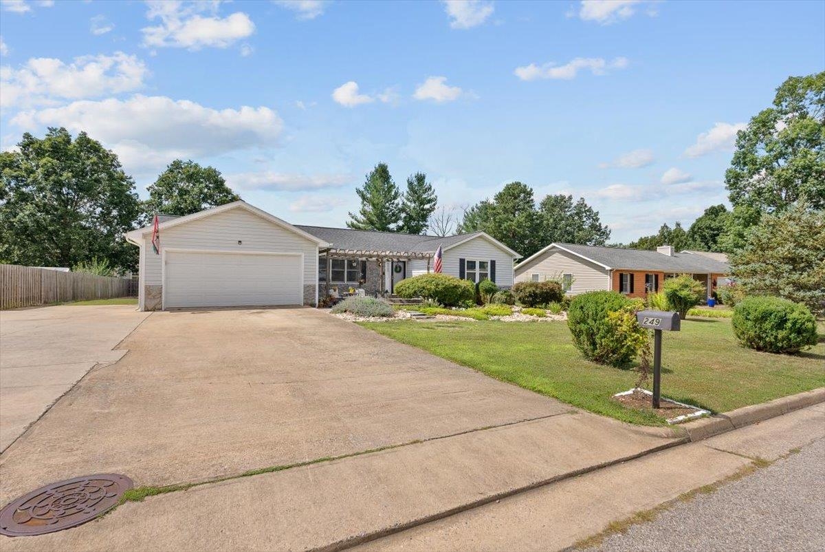 249 FLINT MOUNTAIN DR