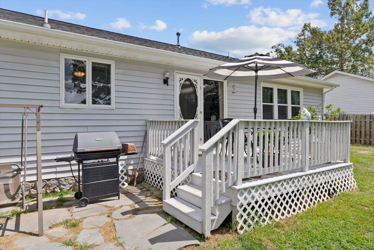 249 FLINT MOUNTAIN DR