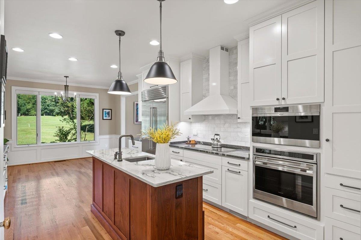 21 BLACK WALNUT DR