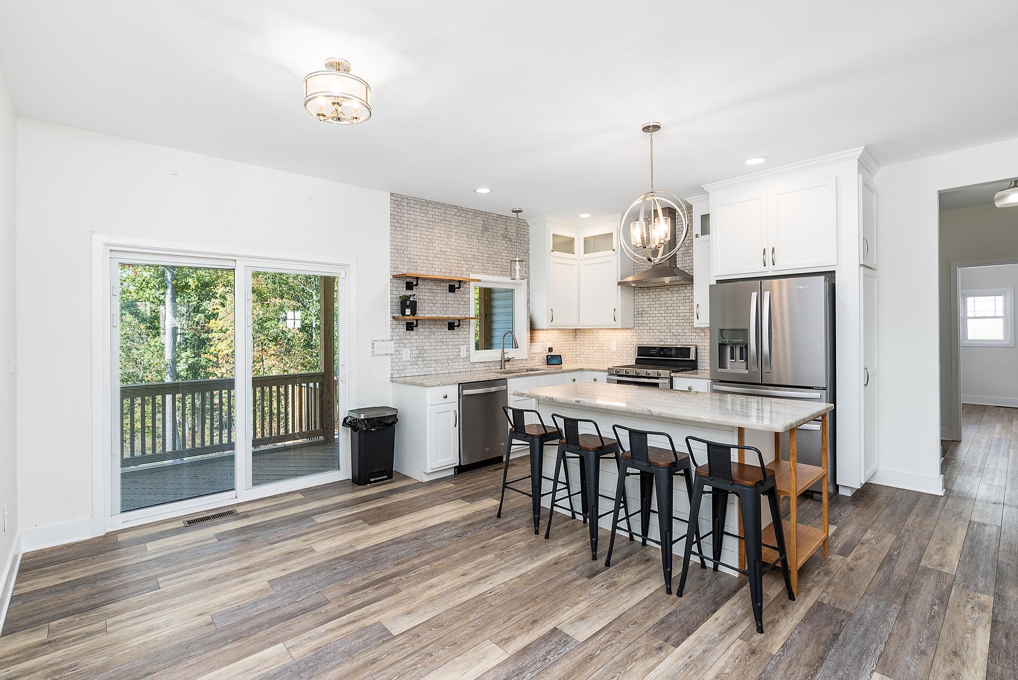 51 VALLEY MANOR DR