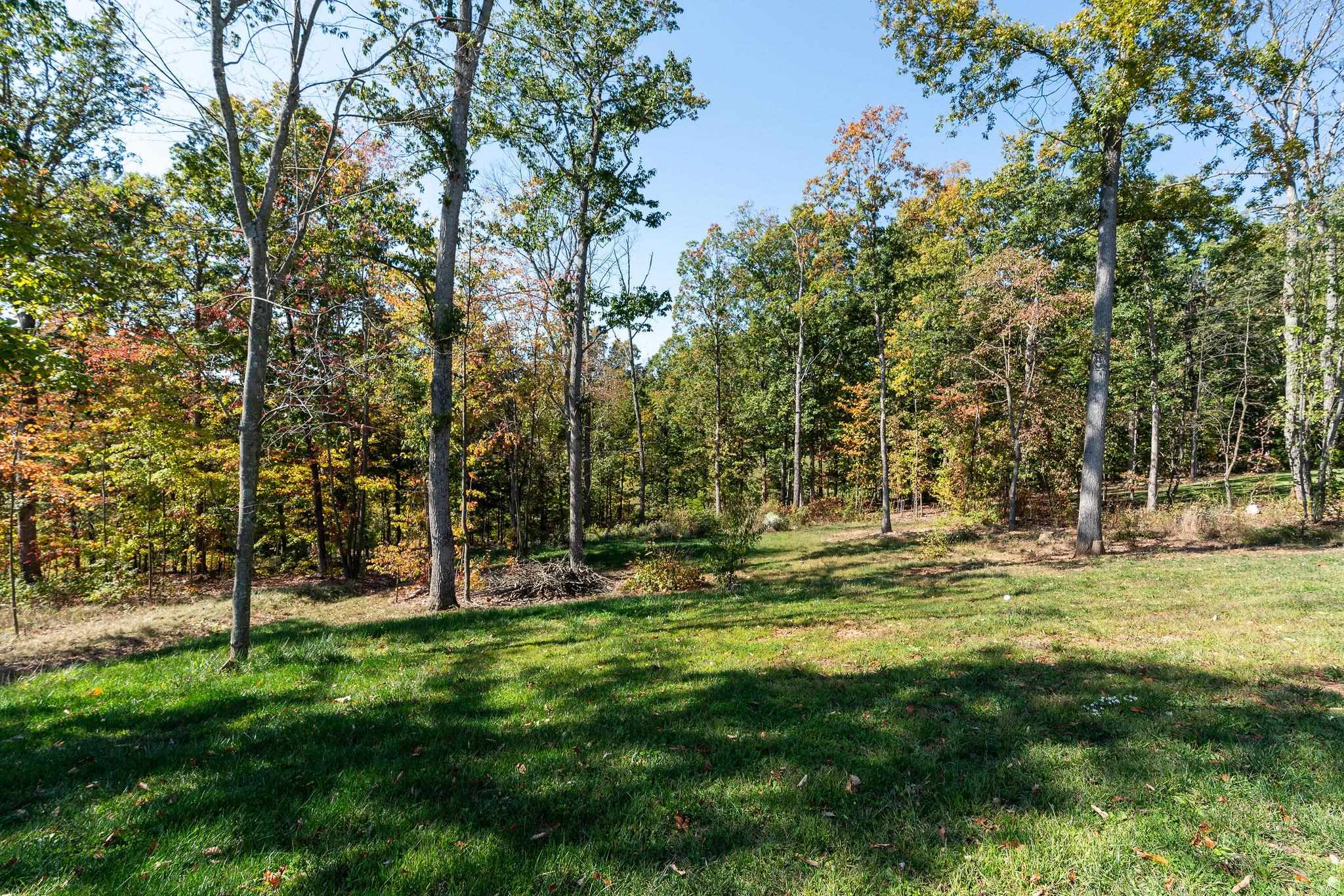 51 VALLEY MANOR DR