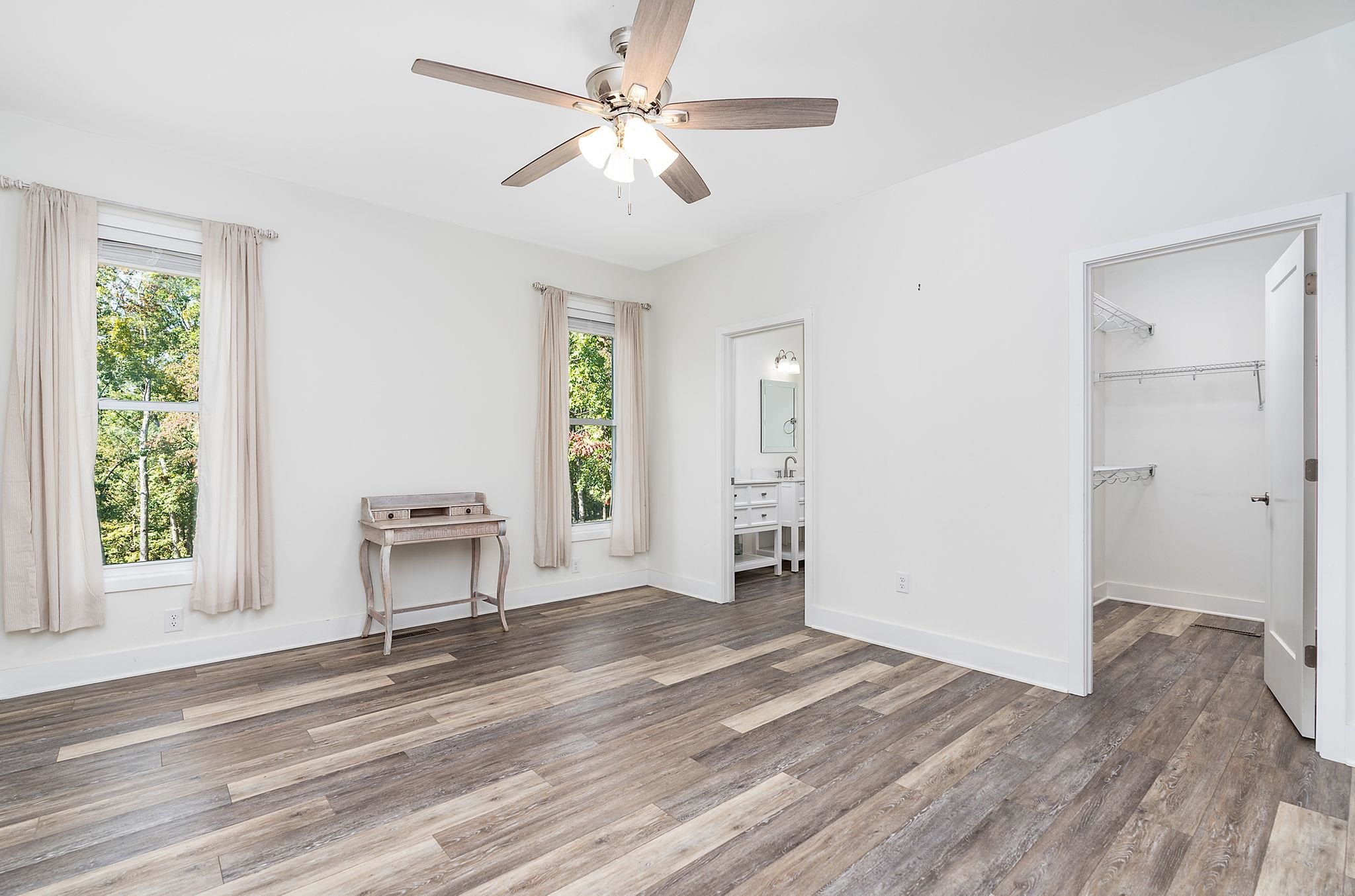 51 VALLEY MANOR DR