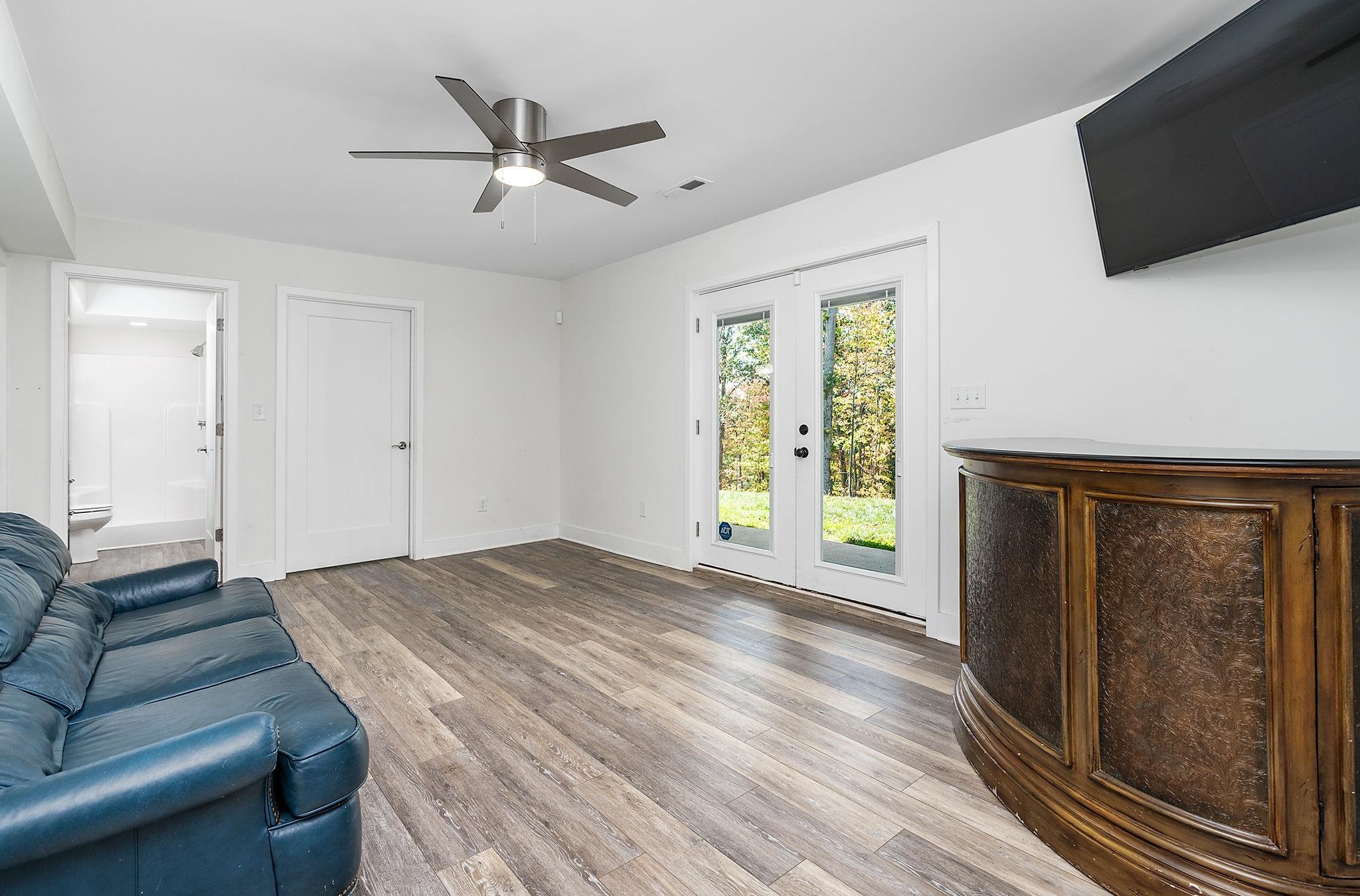 51 VALLEY MANOR DR