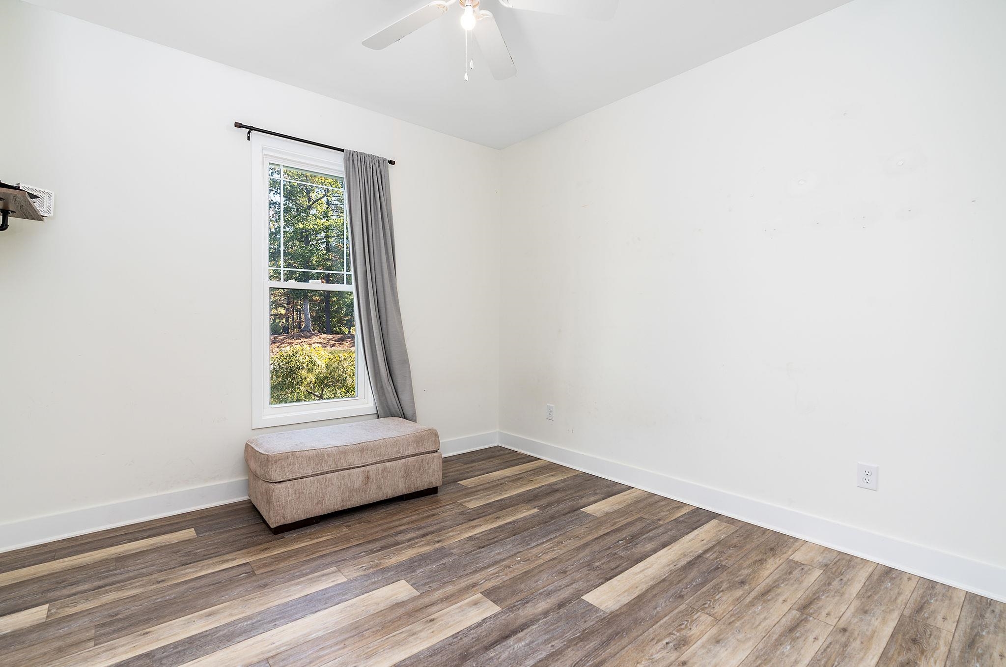 51 VALLEY MANOR DR
